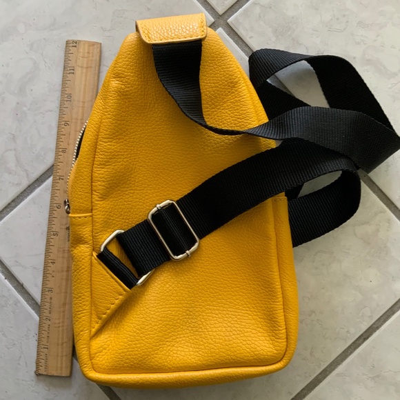 Italian Shoulder  Bag - Picture 3 of 6